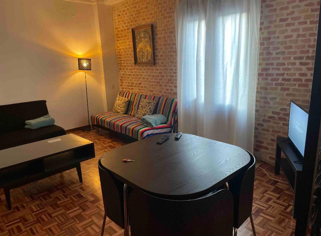Appartamento Alojamiento En El Centro De Toledo Esterno foto